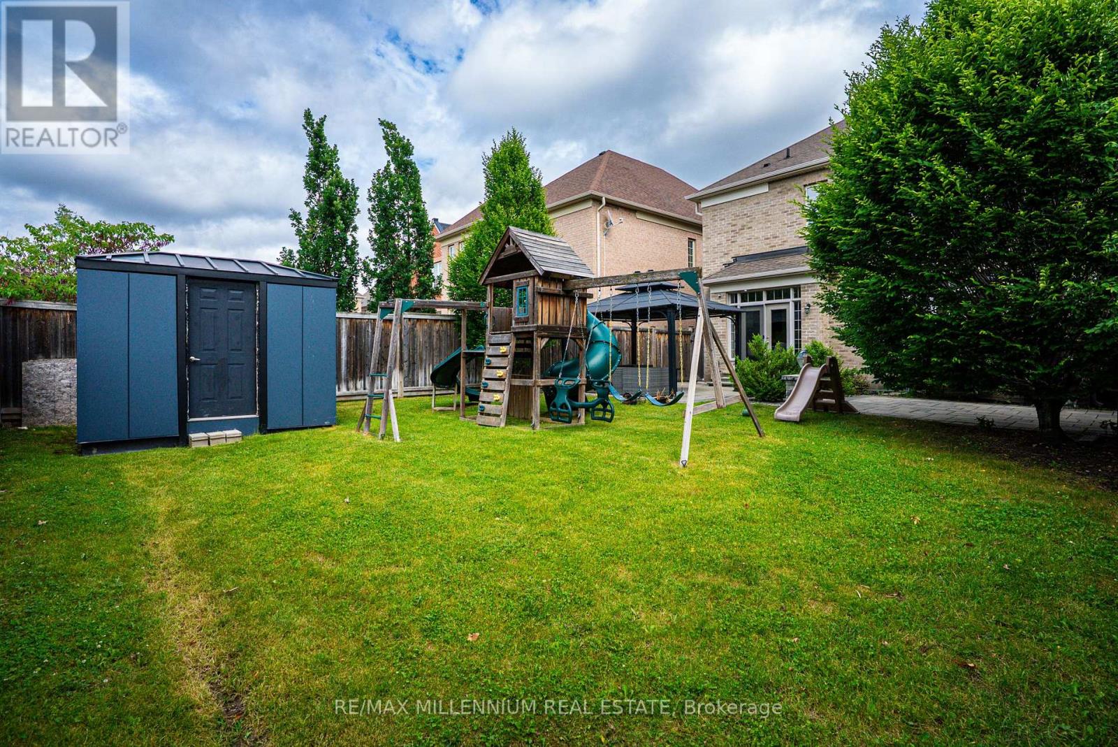 51 Legendary Circle, Brampton, Ontario  L6Y 0S1 - Photo 43 - W12238558