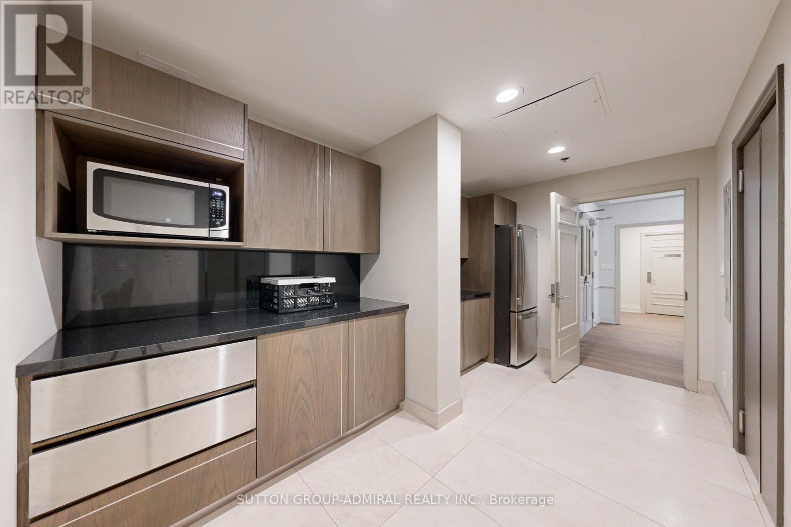 1502 - 1101 Leslie Street, Toronto, Ontario  M3C 4G3 - Photo 35 - C12238570