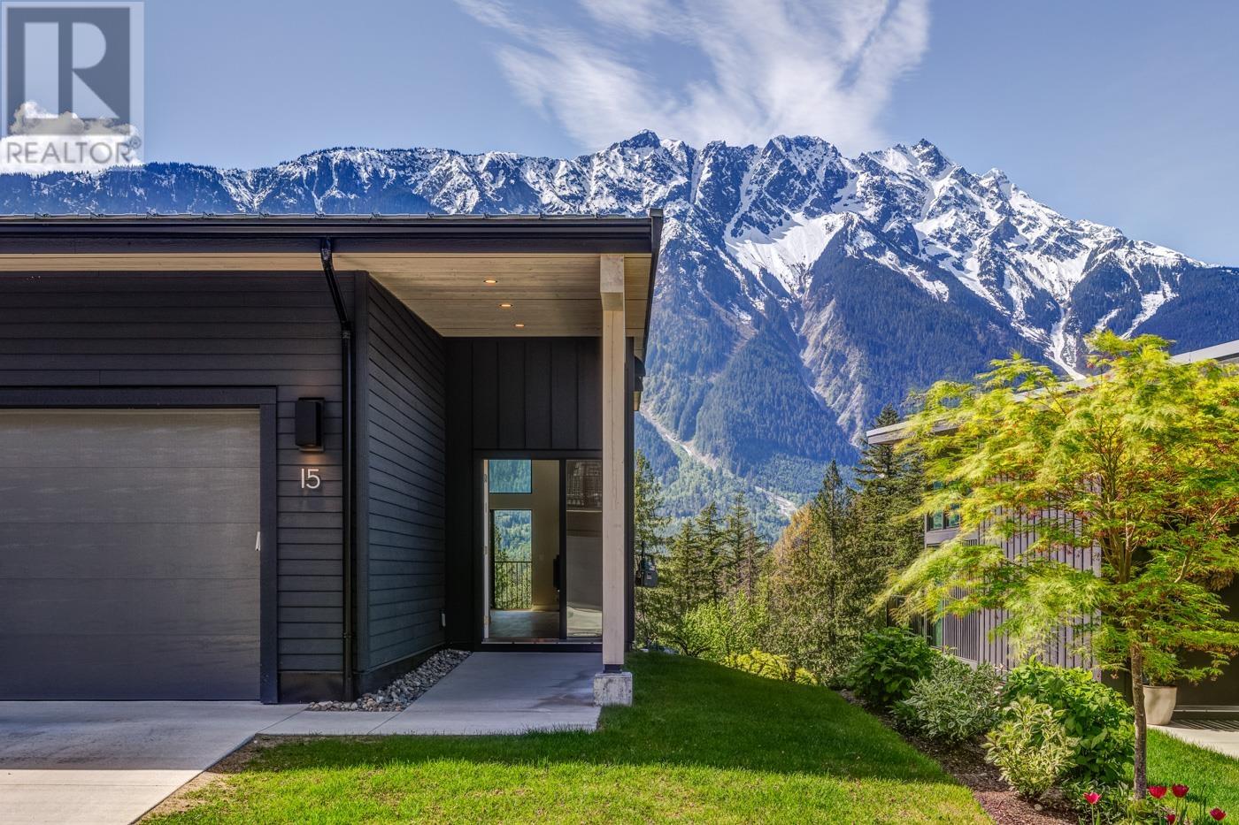 15 4000 SUNSTONE WAY, pemberton, British Columbia V0N2L3