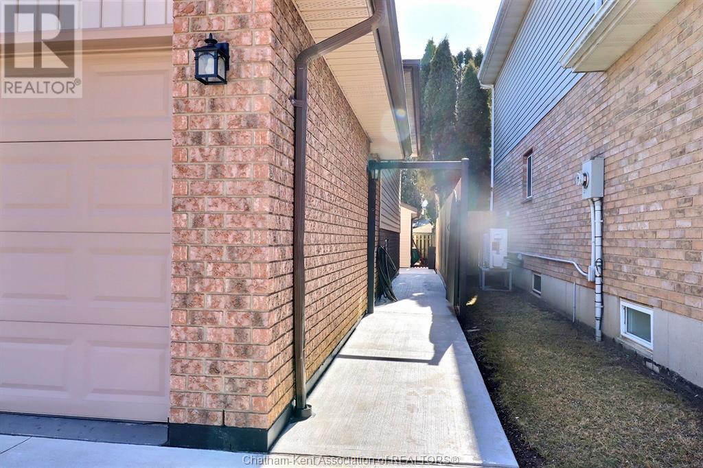 Property at 292 Valley ROAD image 3