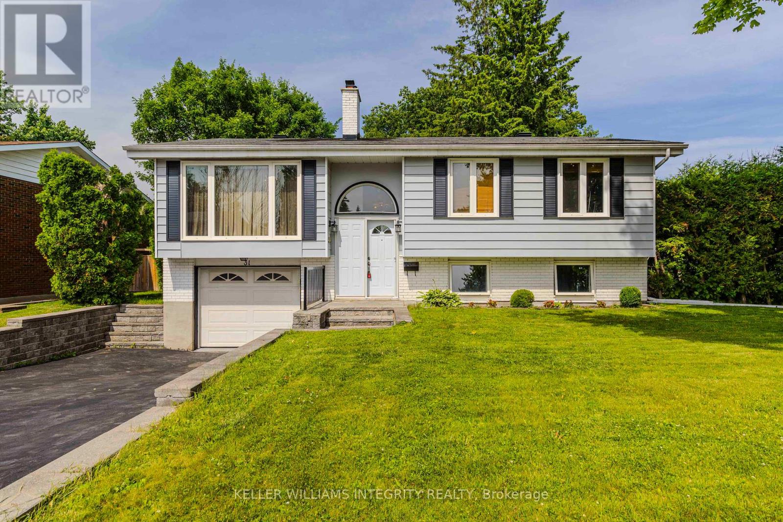 Property at 31 ASHGROVE CRESCENT image 1