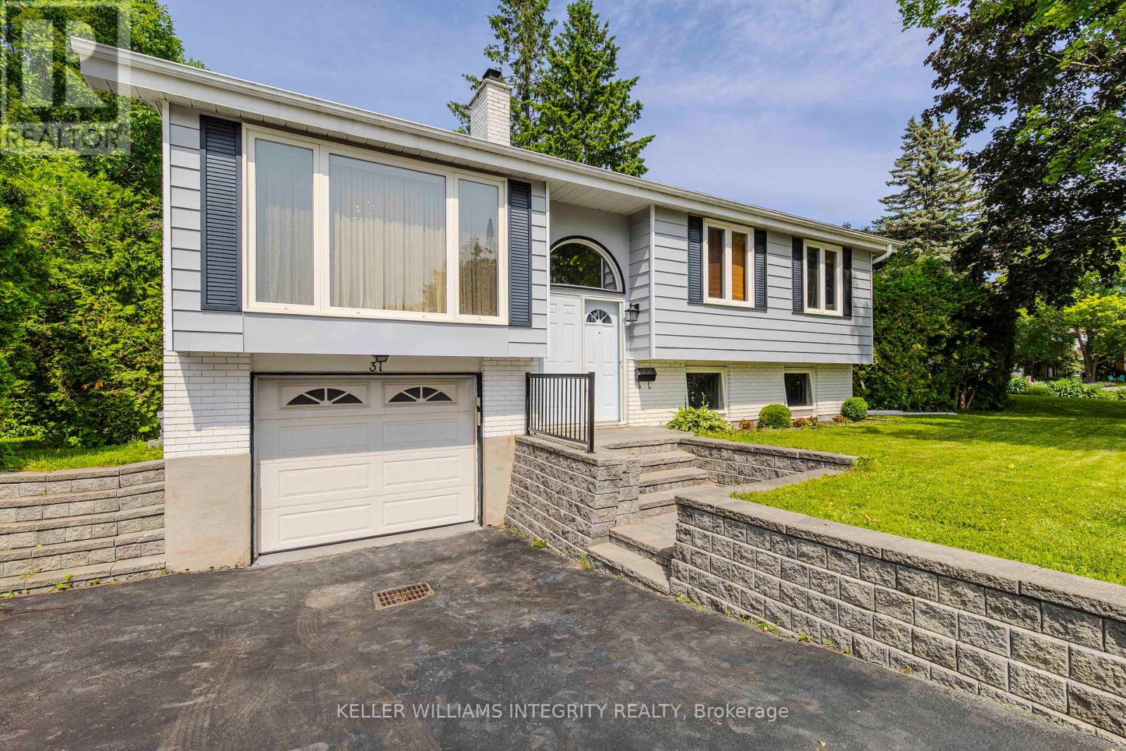 Property at 31 ASHGROVE CRESCENT image 3