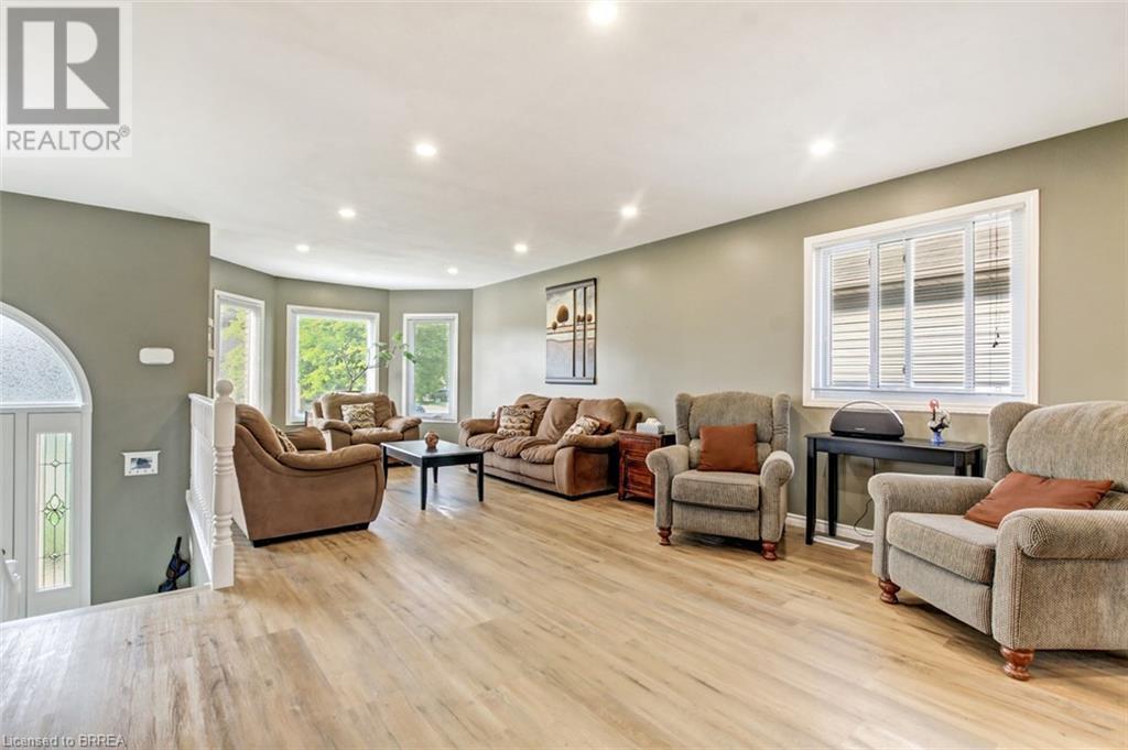 30 Mcintosh Court, Brantford, Ontario  N3R 5W9 - Photo 10 - 40739389