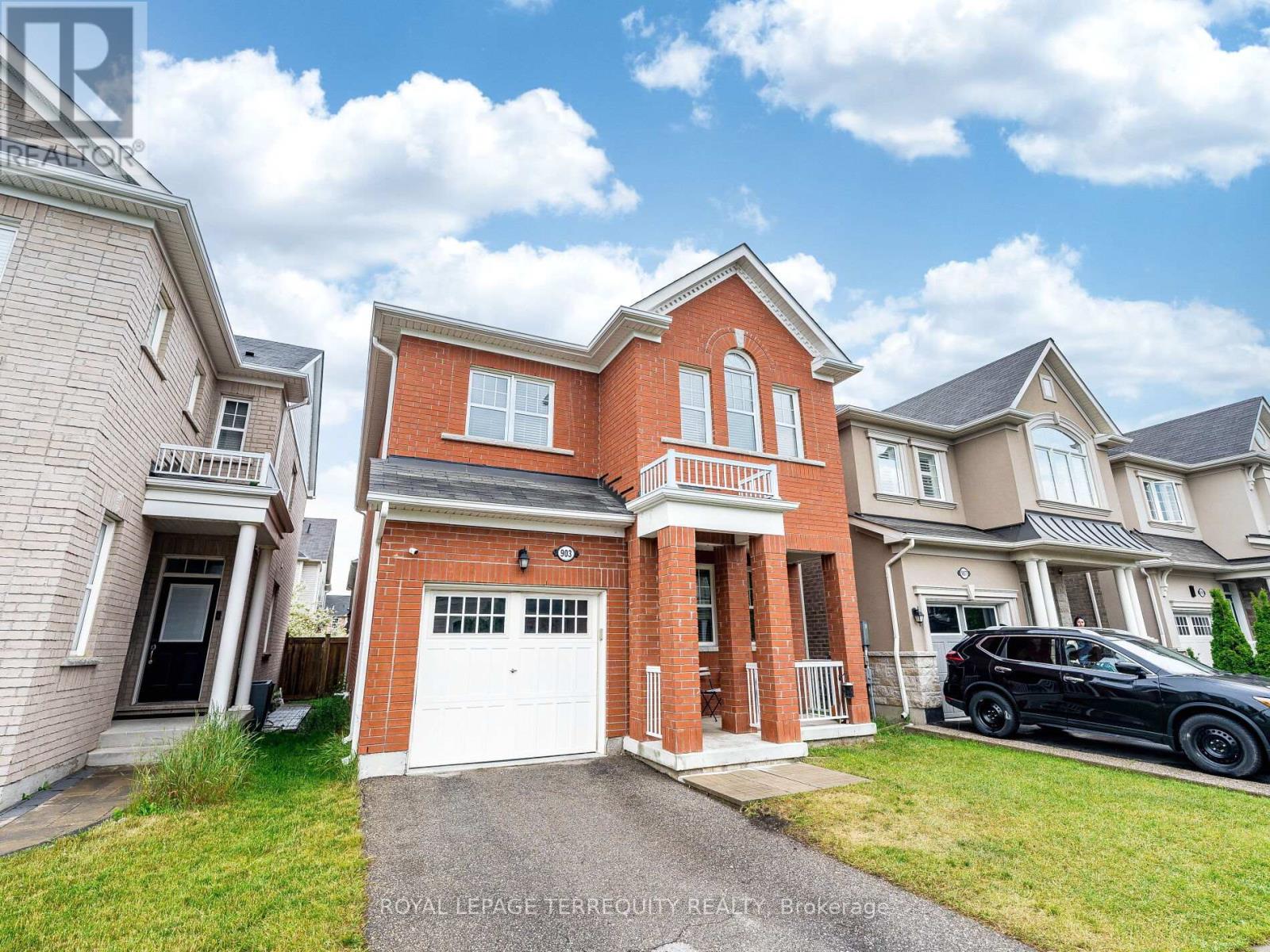 Property at 903 PENSON CRESCENT image 3