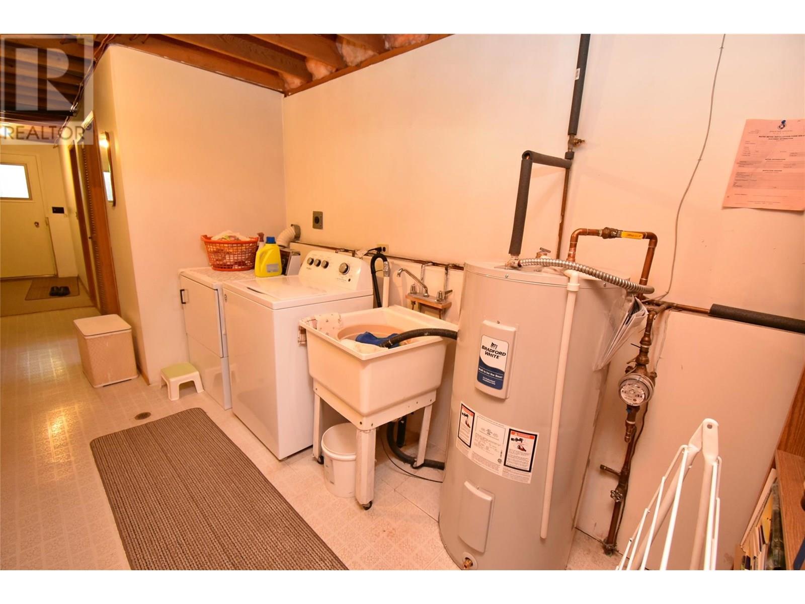 Property at 5425 Silver Star Road image 1
