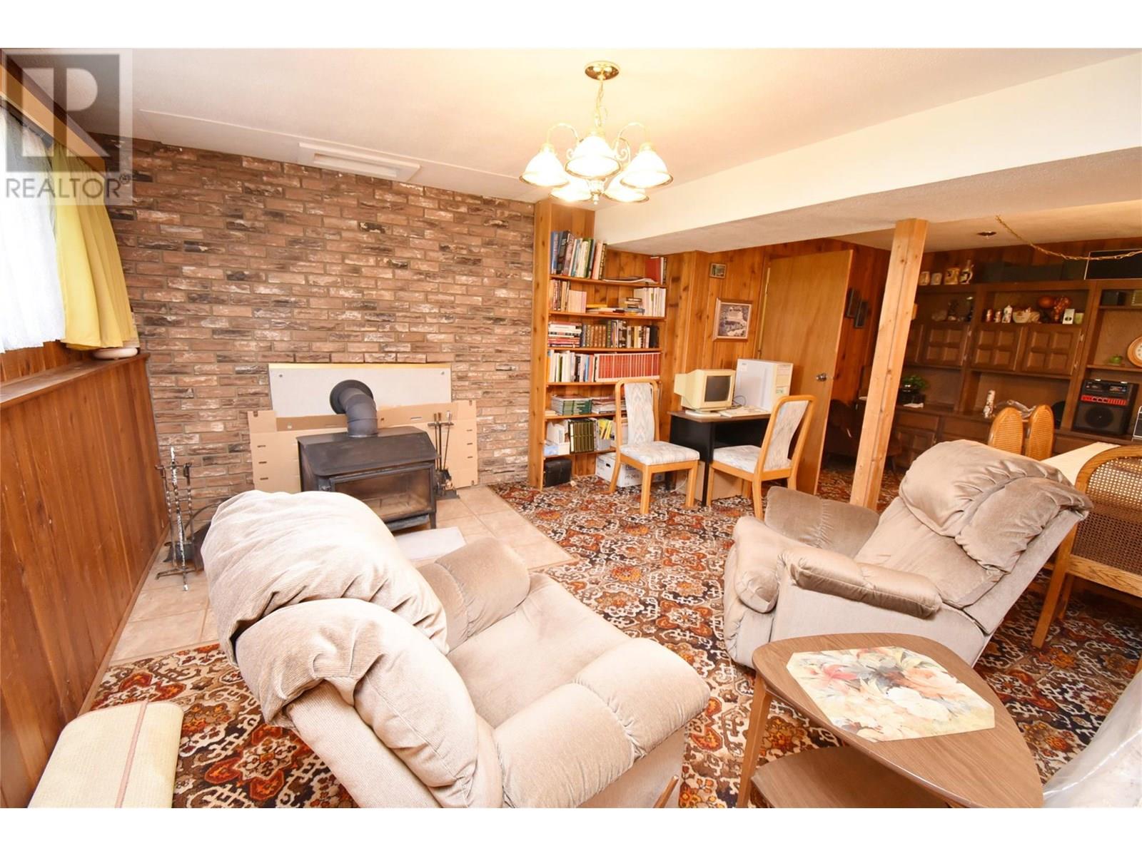 Property at 5425 Silver Star Road image 5