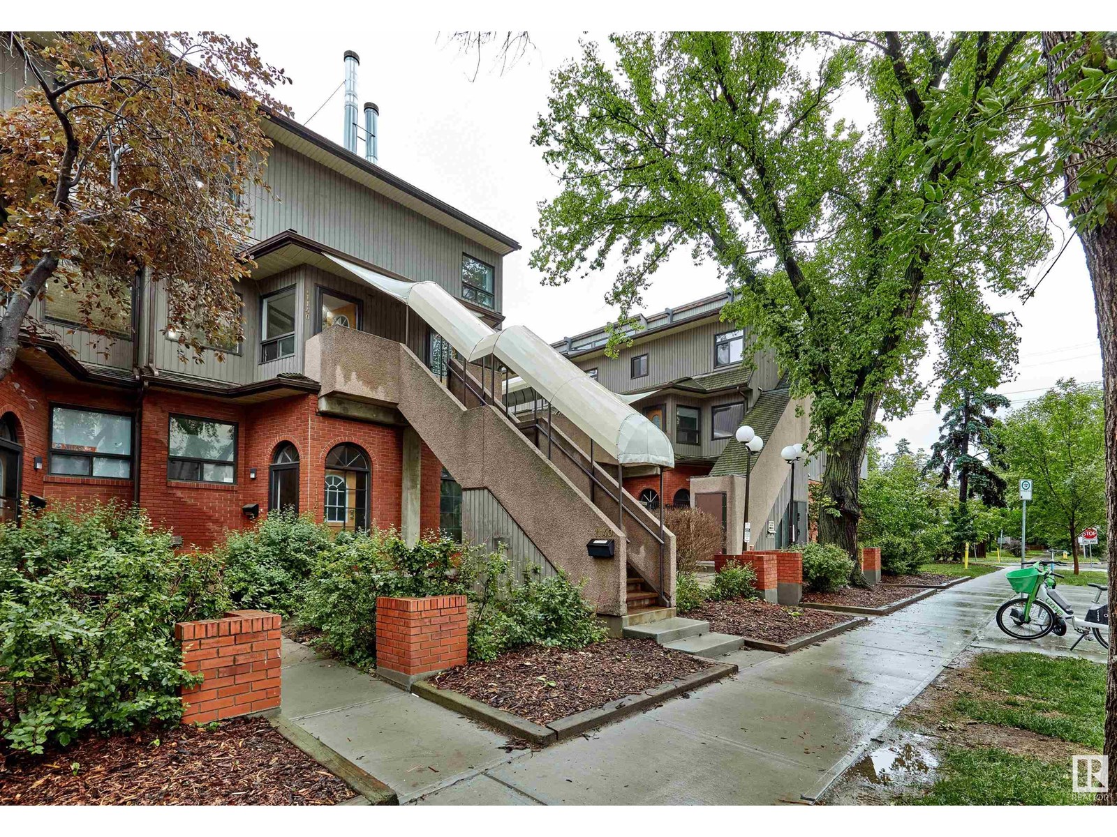 Property at 11140 83 AV NW image 1