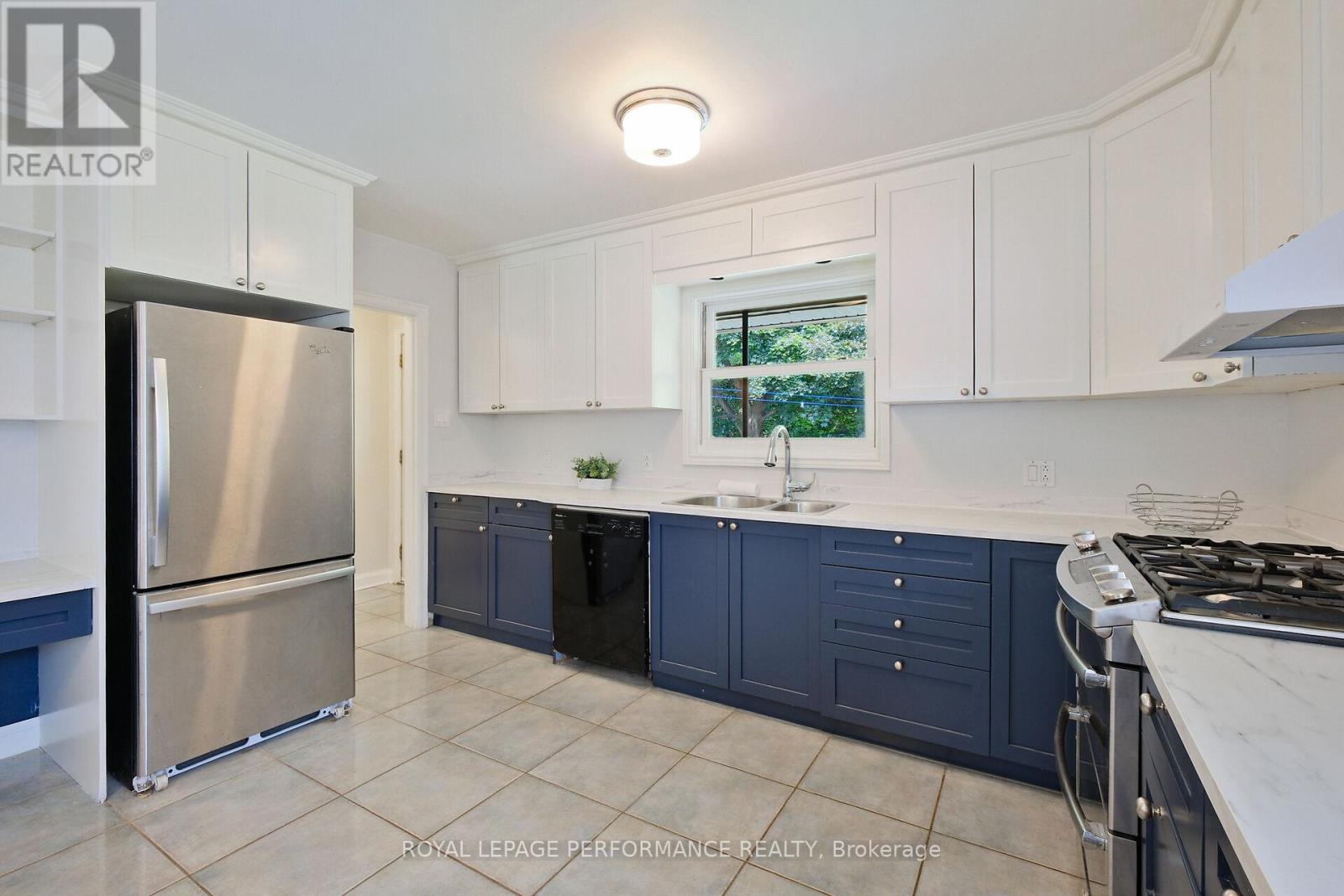 181 Northwestern Avenue, Ottawa, Ontario  K1Y 0M1 - Photo 15 - X12238672