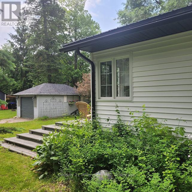 19 Hastings Avenue, Tiny, Ontario  L0L 1P0 - Photo 28 - S12216672