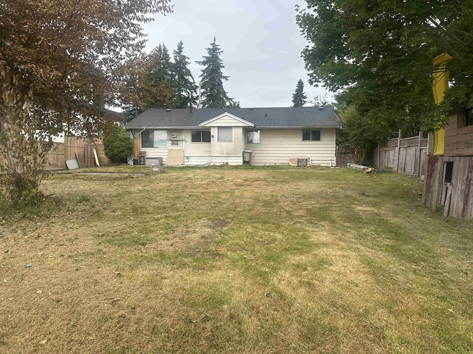 Property at 1356 LEE STREET image 5