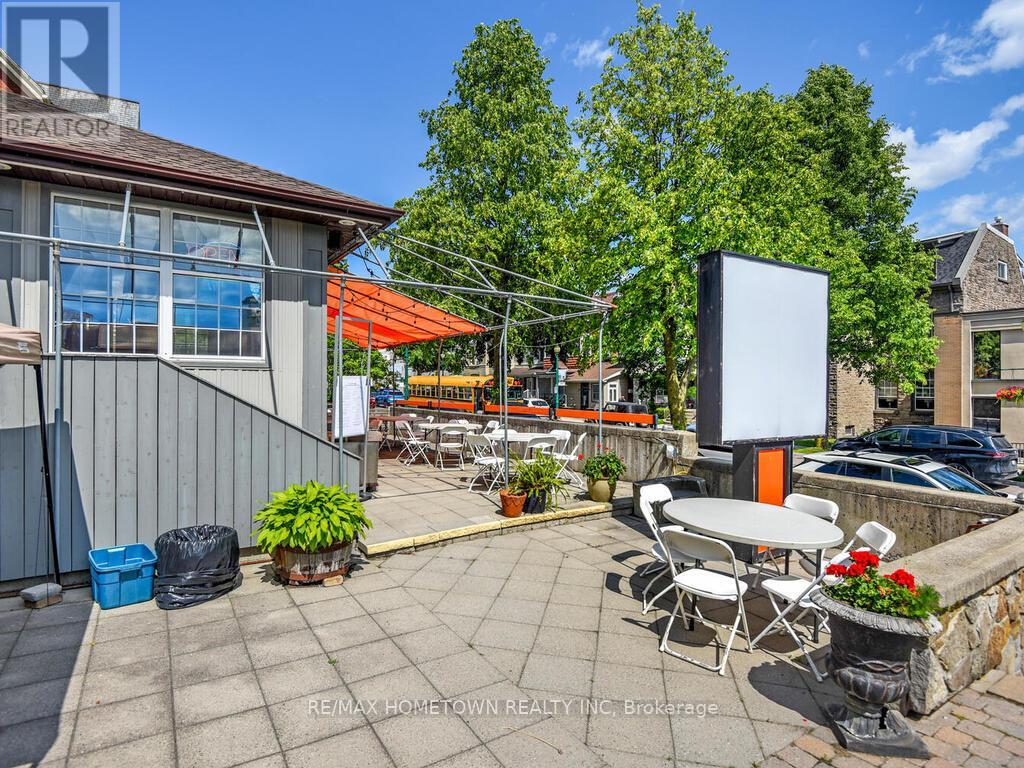 64 King Street E, Brockville, Ontario  K6V 1B3 - Photo 7 - X12049452