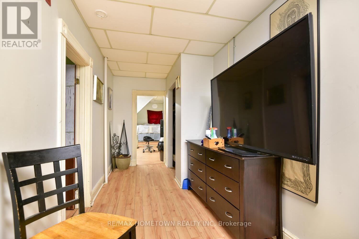 64 King Street E, Brockville, Ontario  K6V 1B3 - Photo 46 - X12049452