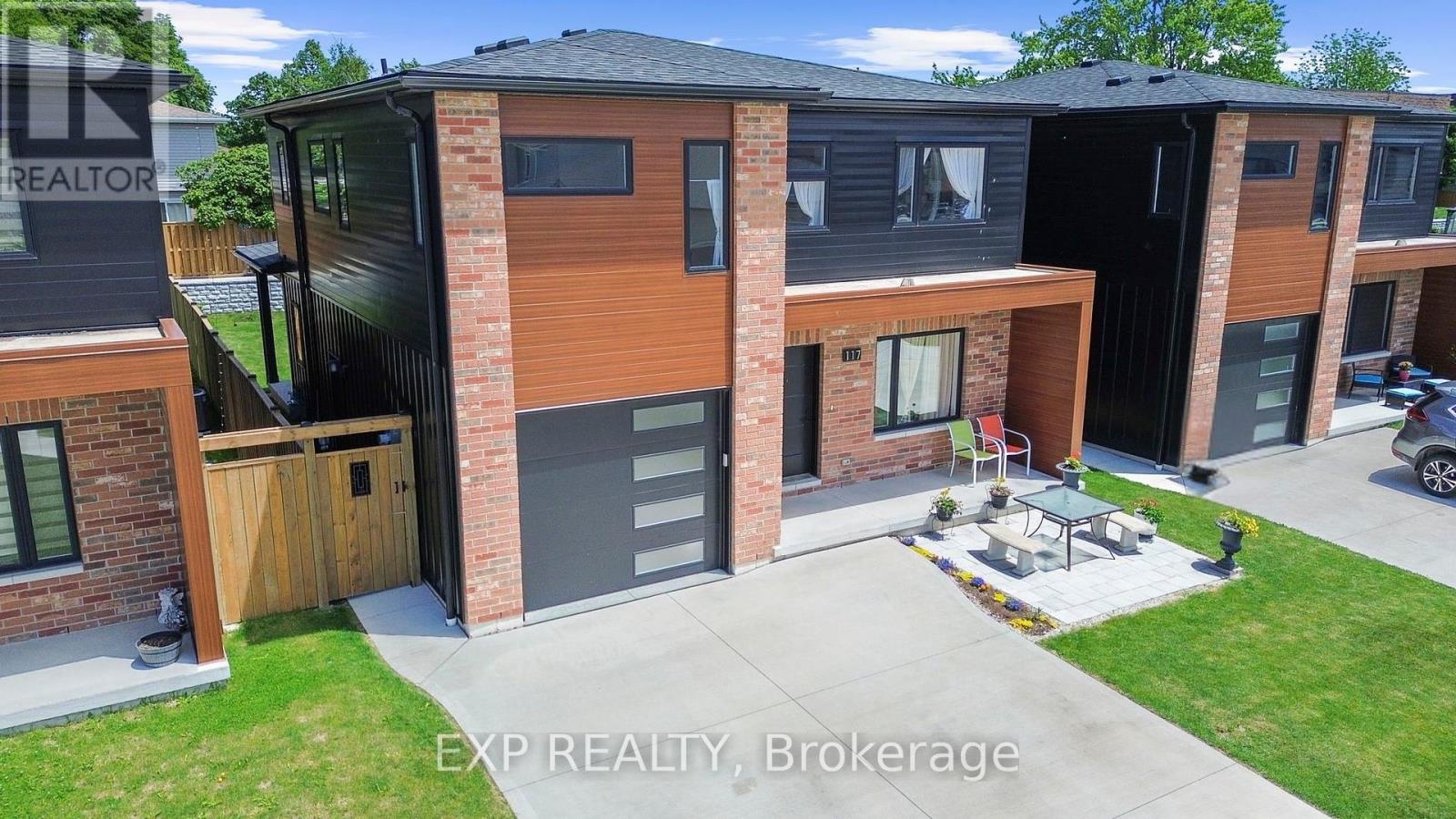 Property at 117 CHURCHILL PARK ROAD image 2