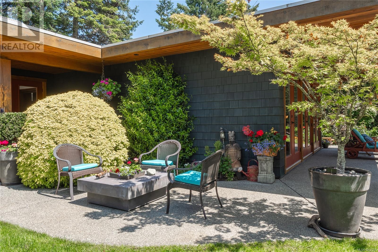 1664 Queequeg Trnabt, Gabriola Island, British Columbia  V0R 1X5 - Photo 54 - 1002177