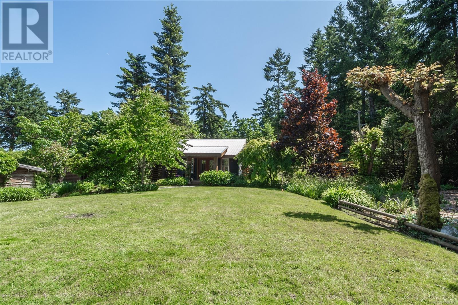 1664 Queequeg Trnabt, Gabriola Island, British Columbia  V0R 1X5 - Photo 29 - 1002177