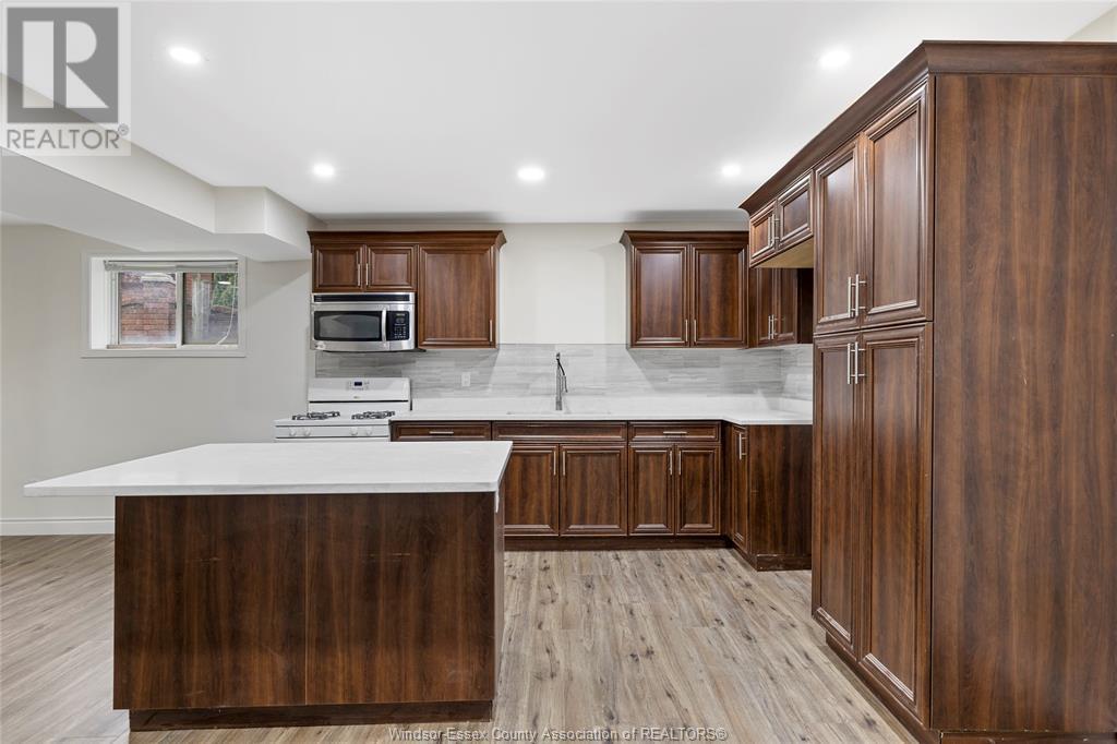 2653 Preston, Windsor, Ontario  N9E 4N8 - Photo 30 - 25012523