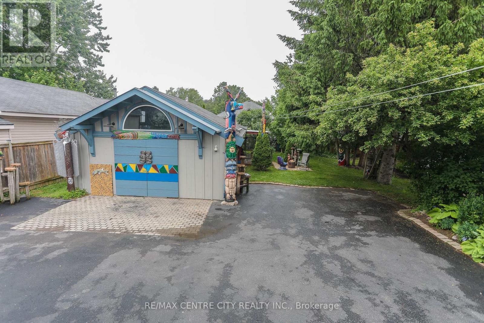 2349 Main Street, London South, Ontario  N6P 1A7 - Photo 24 - X12238725
