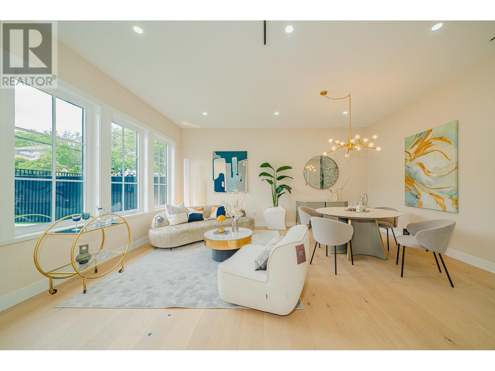 Property at 1 5115 BUXTON STREET image 4