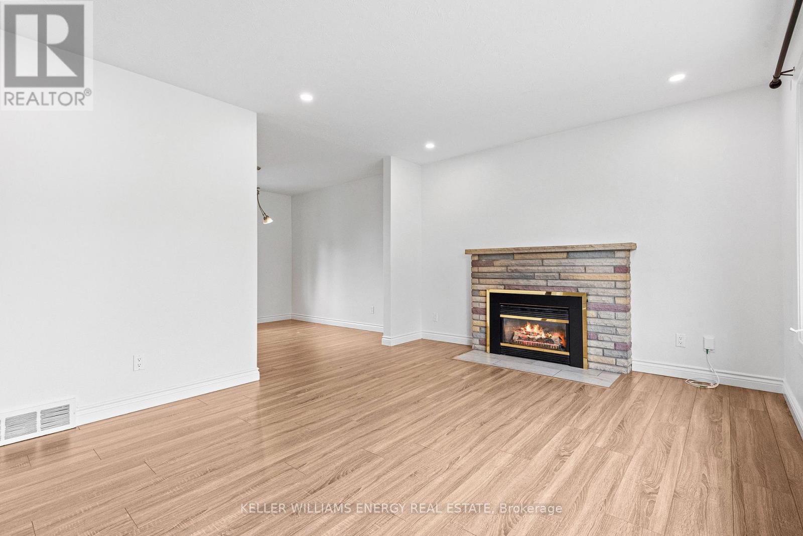 569 Gibbons Street, Oshawa, Ontario  L1J 4Z7 - Photo 13 - E12238740