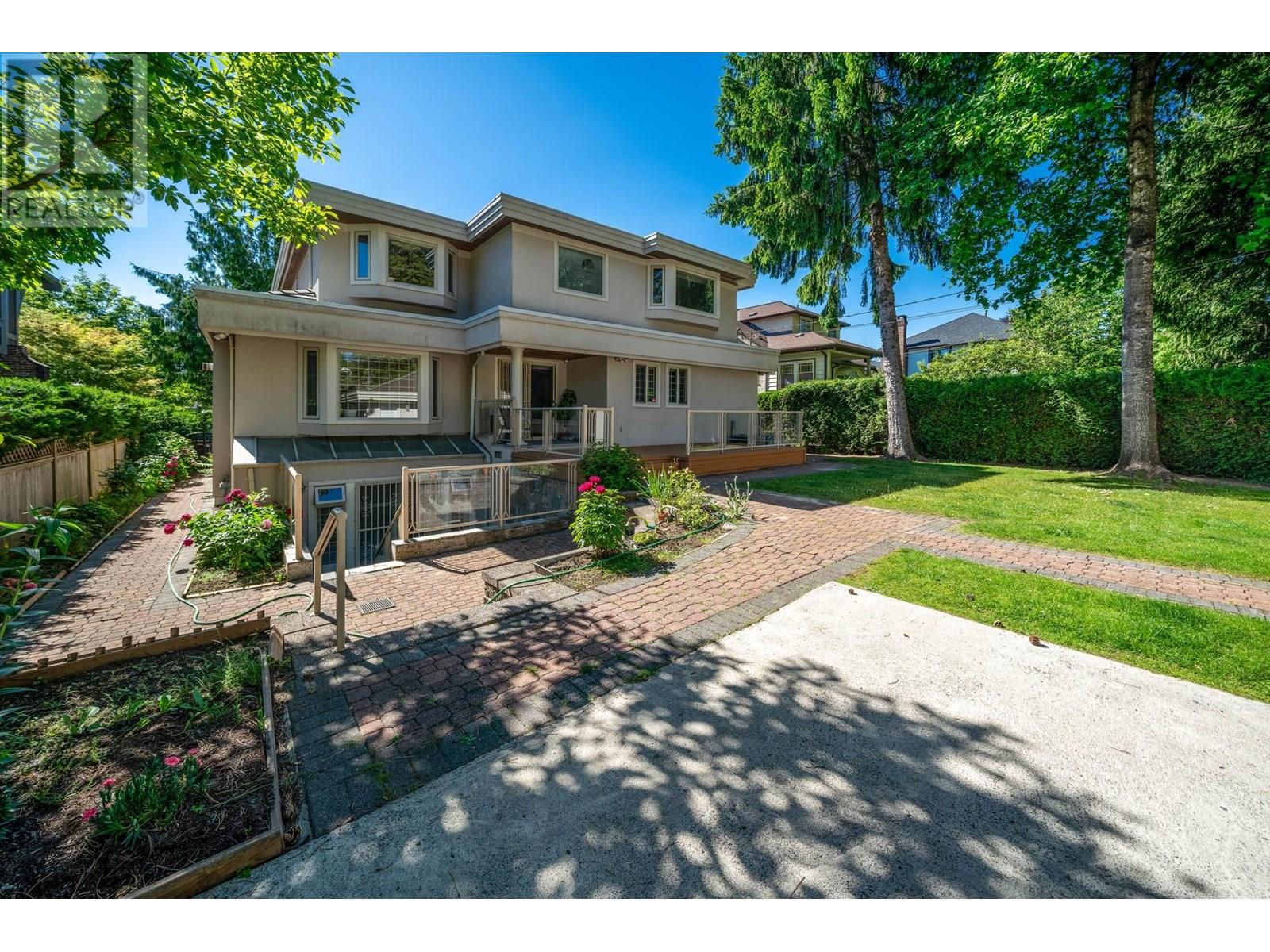 Property at 7088 WILTSHIRE STREET image 4