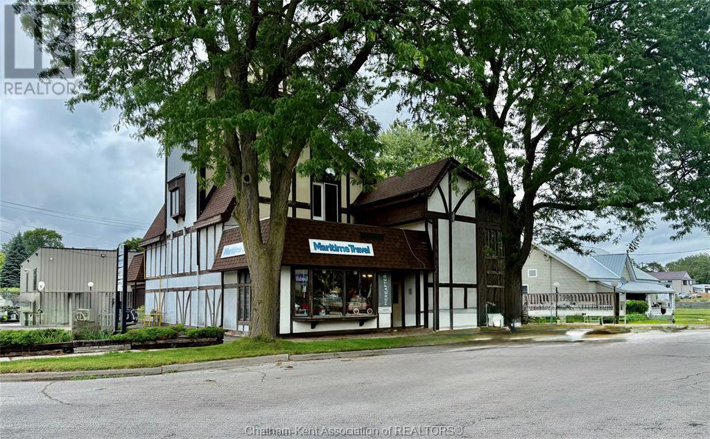 35 Thames Street, Chatham, Ontario  N7L 1S3 - Photo 5 - 25014901