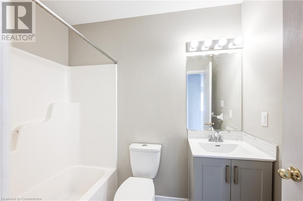 Photo 24 of 50 for 713 Silversmith Street