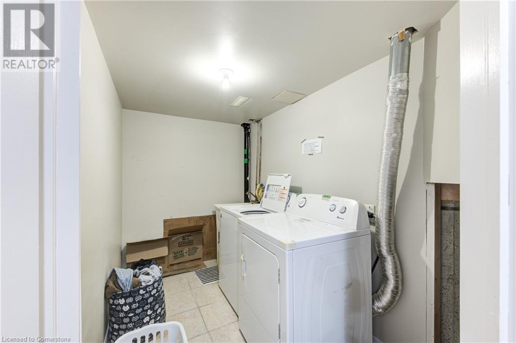 Photo 38 of 50 for 713 Silversmith Street