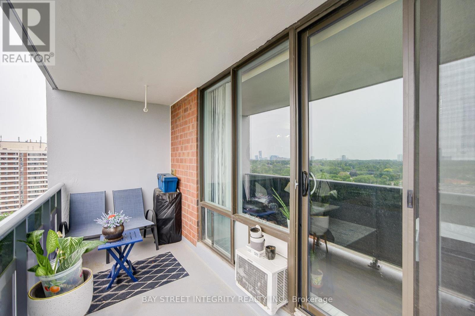1403 - 1250 Bridletowne Circle, Toronto (L'amoreaux), Ontario  M1W 2V1 - Photo 20 - E12221823