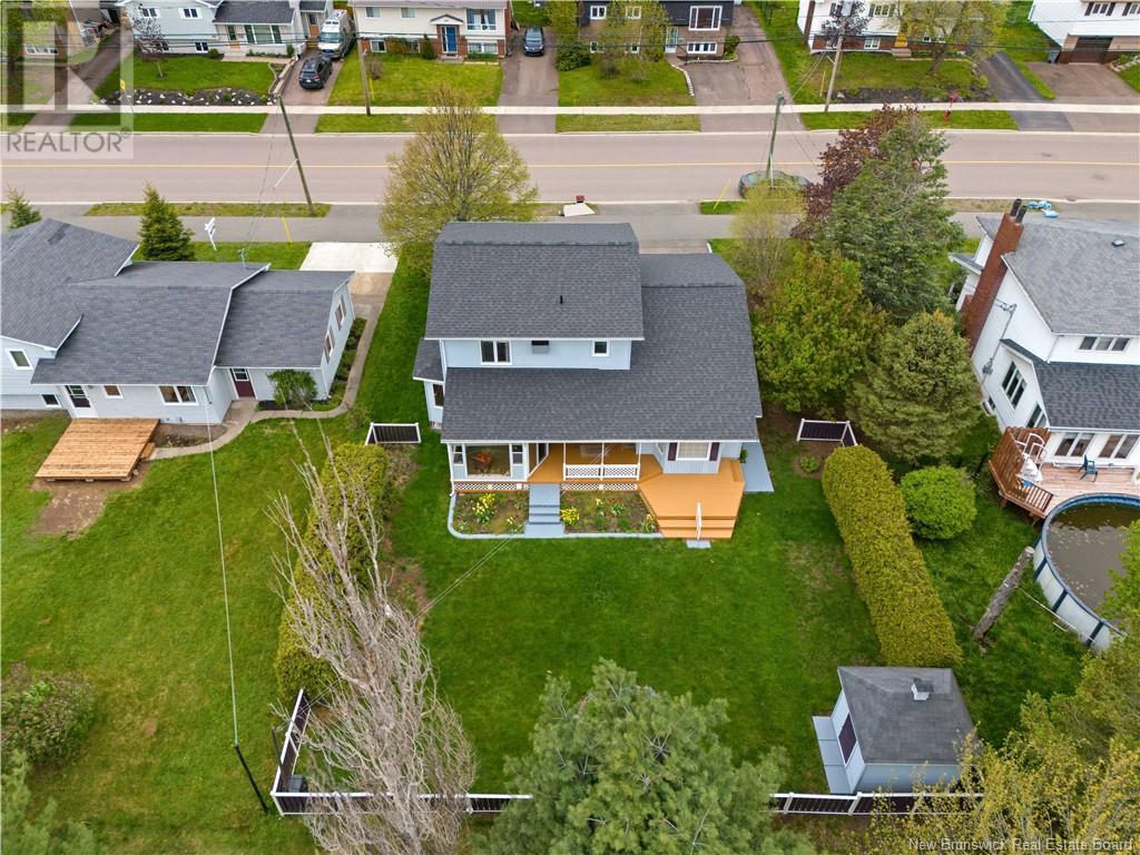 Property at 294 Hennessey image 2
