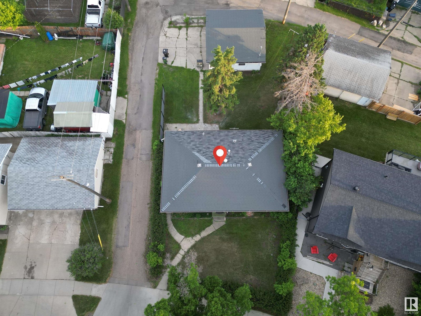 Property at 16415 106 AV NW image 3