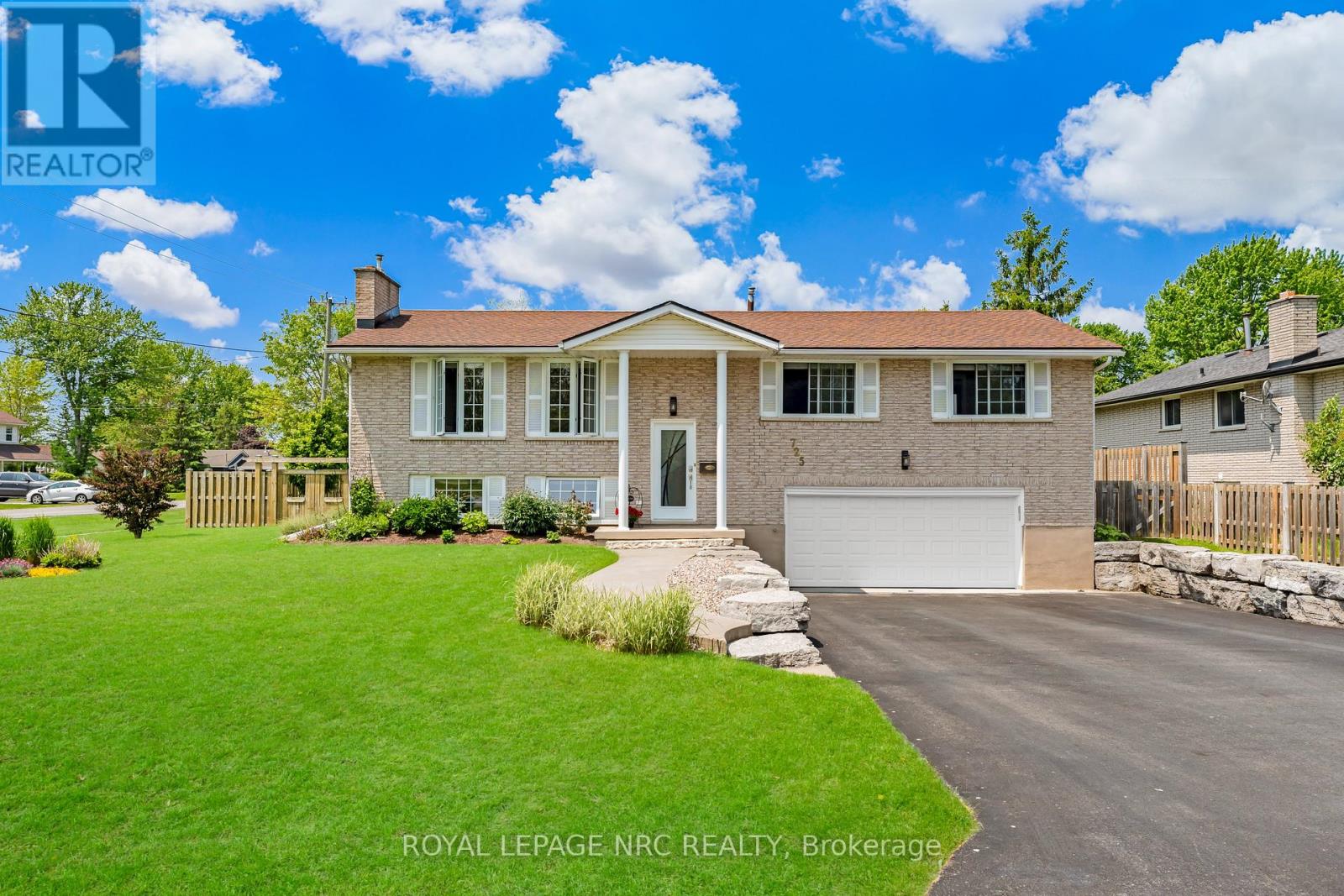 Property at 725 PARKDALE AVENUE image 1