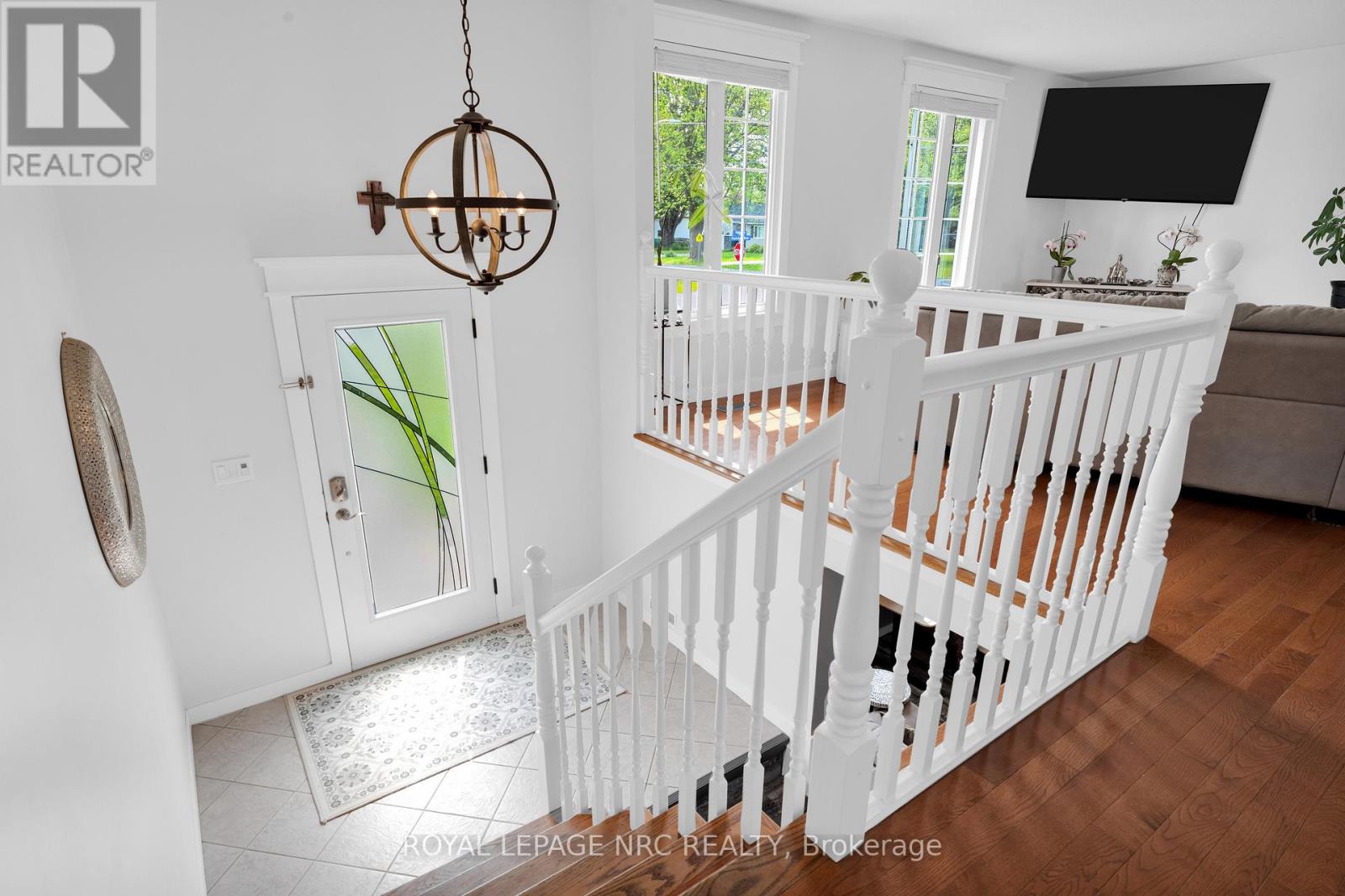 Property at 725 PARKDALE AVENUE image 4
