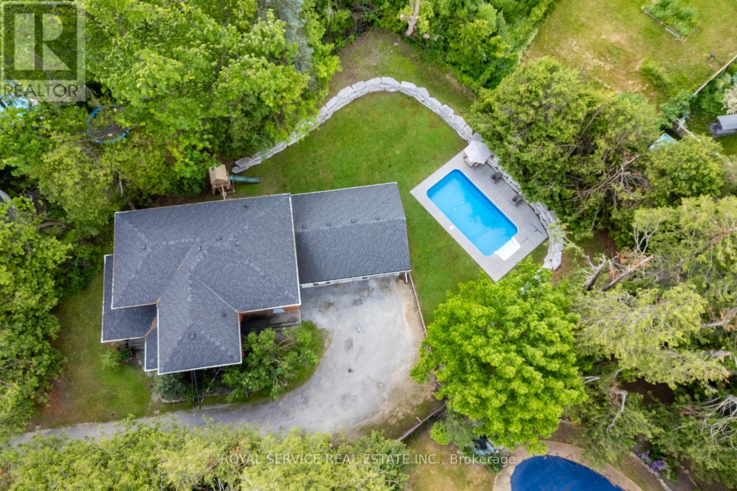 Property at 47 KAWARTHA HEIGHTS BOULEVARD image 2