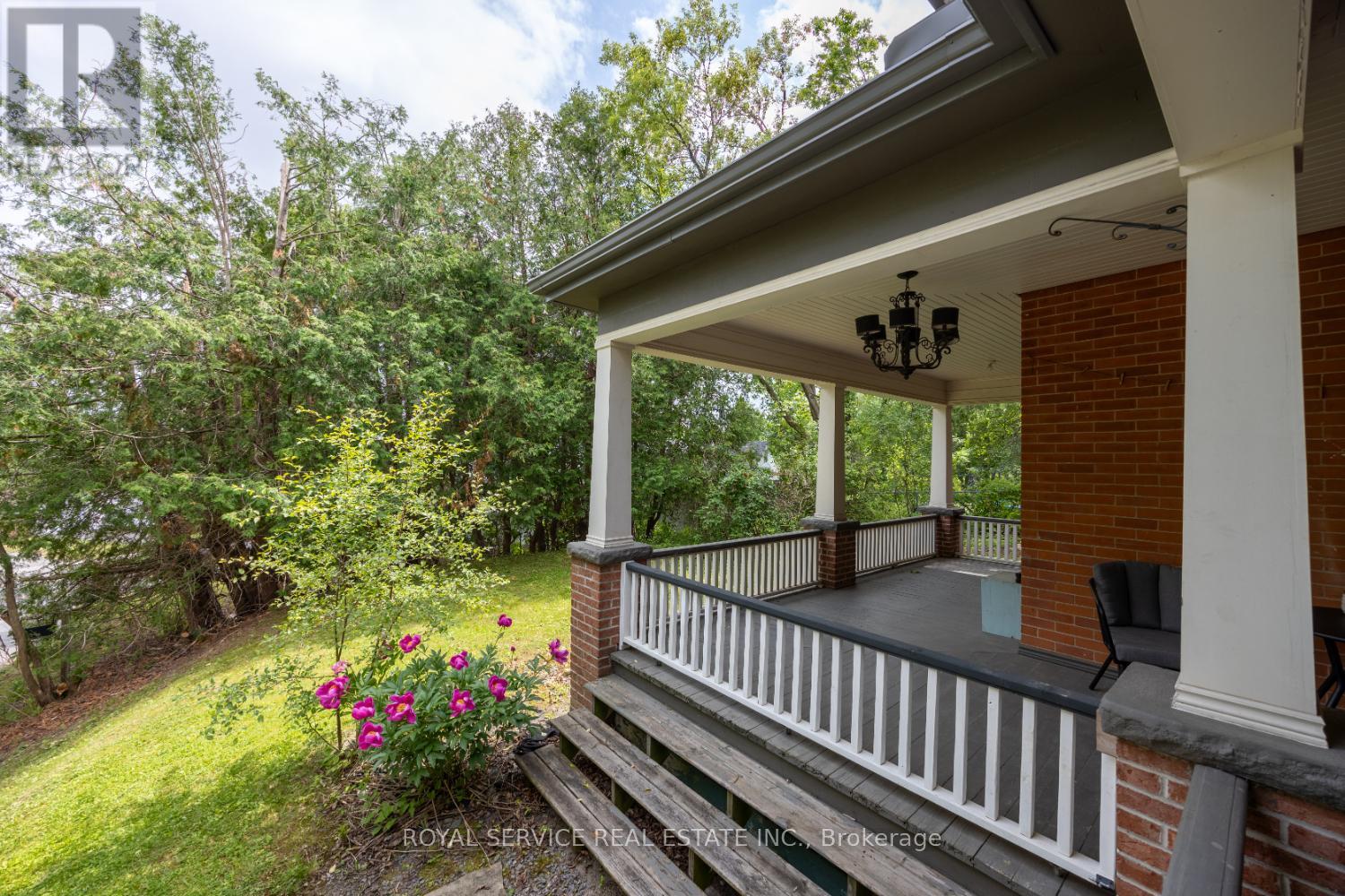 Property at 47 KAWARTHA HEIGHTS BOULEVARD image 4