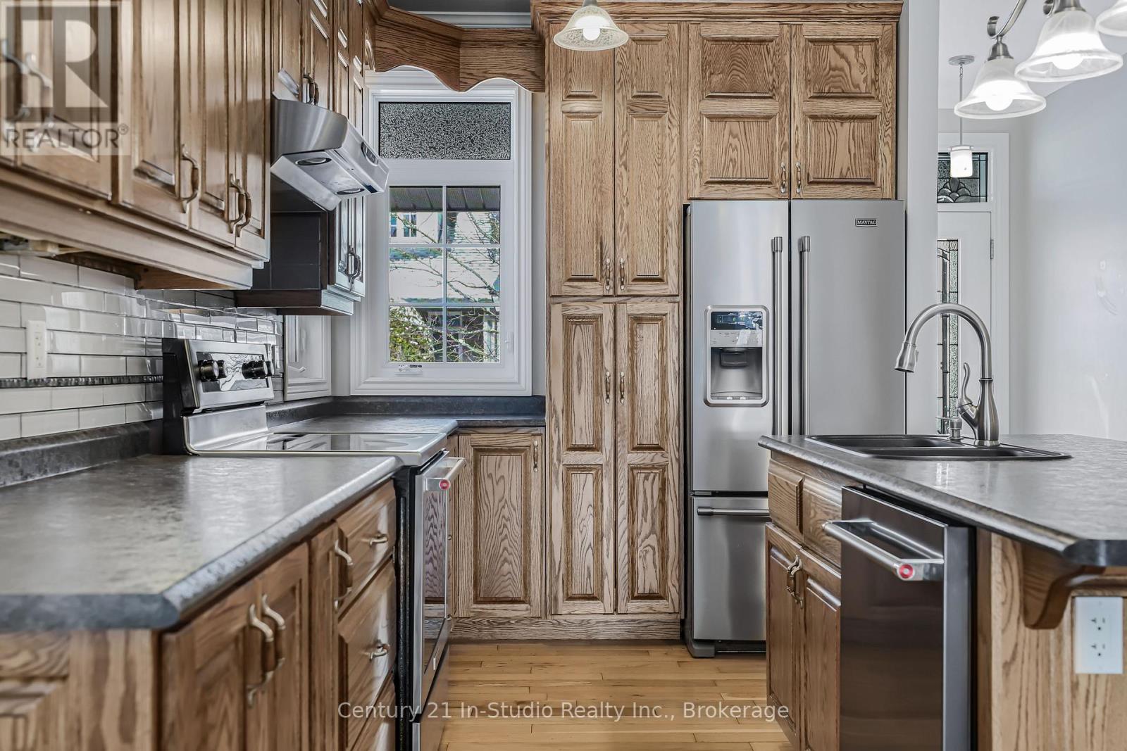 17 - 190 Morpeth Street, Saugeen Shores, Ontario  N0H 2L0 - Photo 14 - X12238839