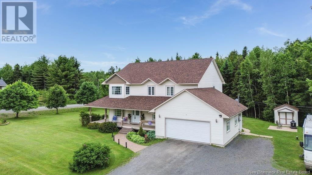 Property at 28 Stirling Drive image 2