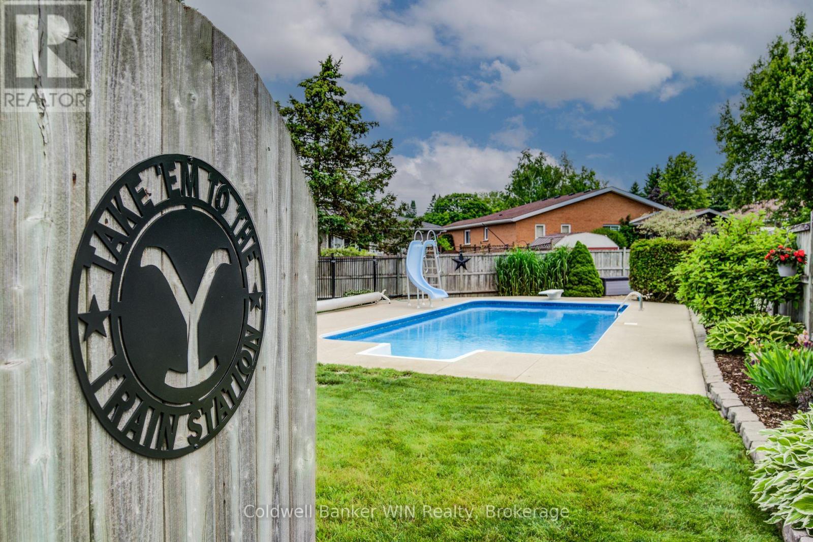 250 Justin's Place, Wellington North, Ontario  N0G 2L3 - Photo 31 - X12238837