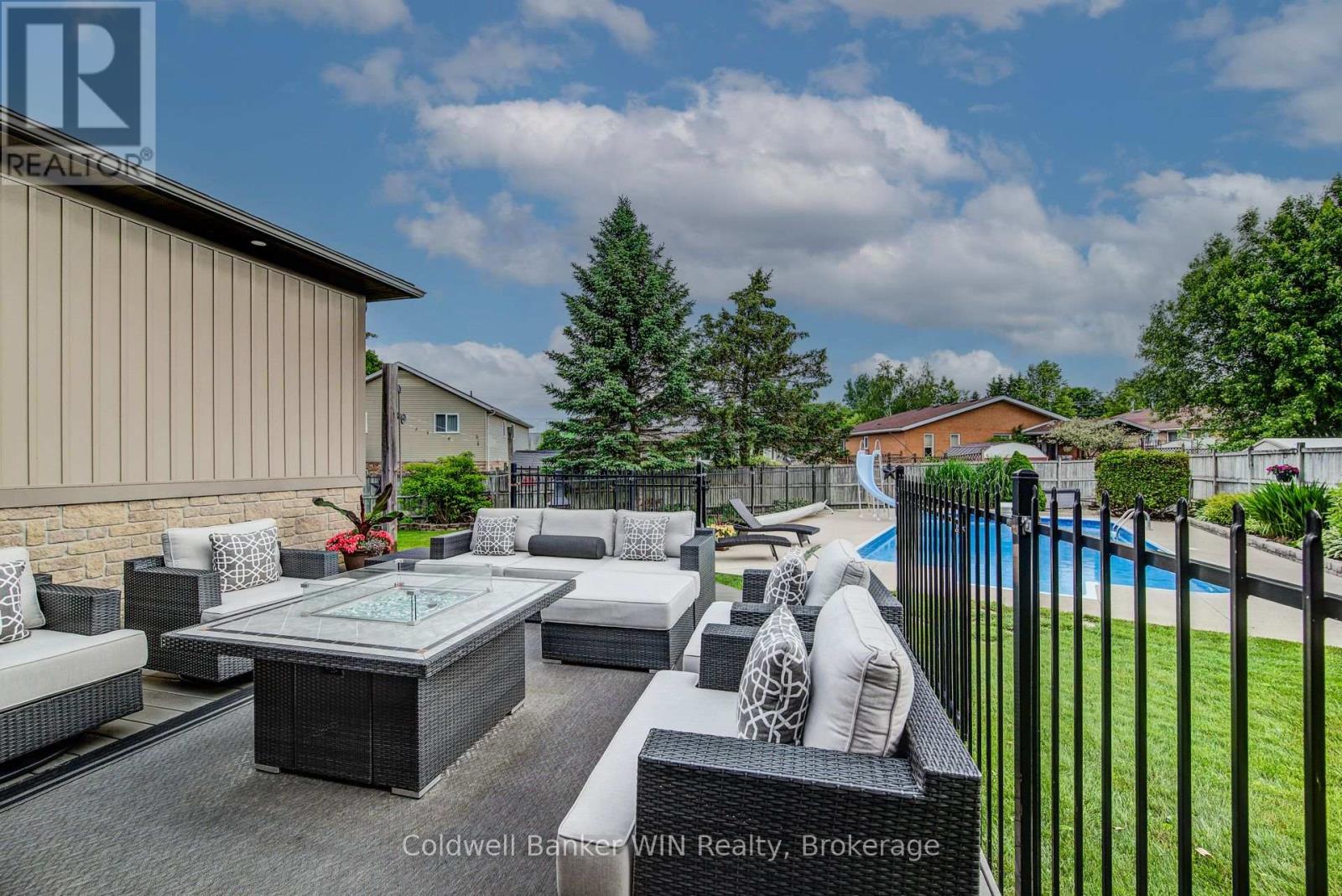 250 Justin's Place, Wellington North, Ontario  N0G 2L3 - Photo 38 - X12238837