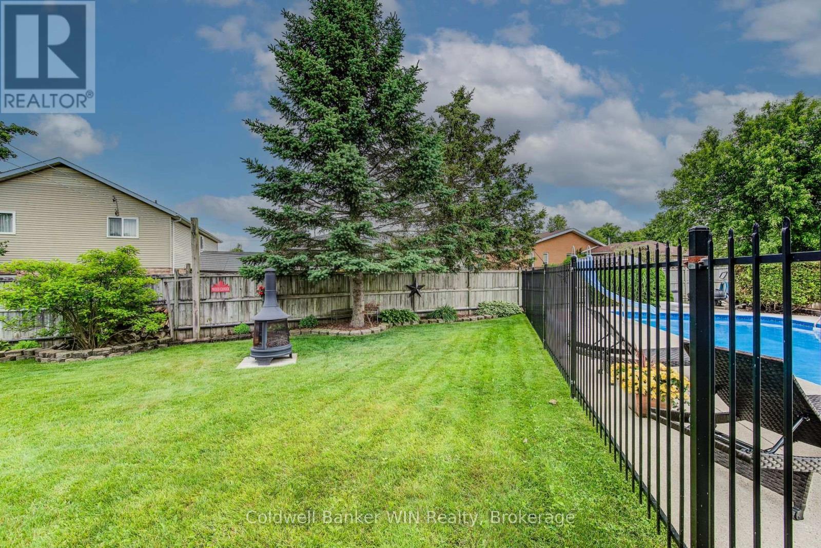 250 Justin's Place, Wellington North, Ontario  N0G 2L3 - Photo 41 - X12238837