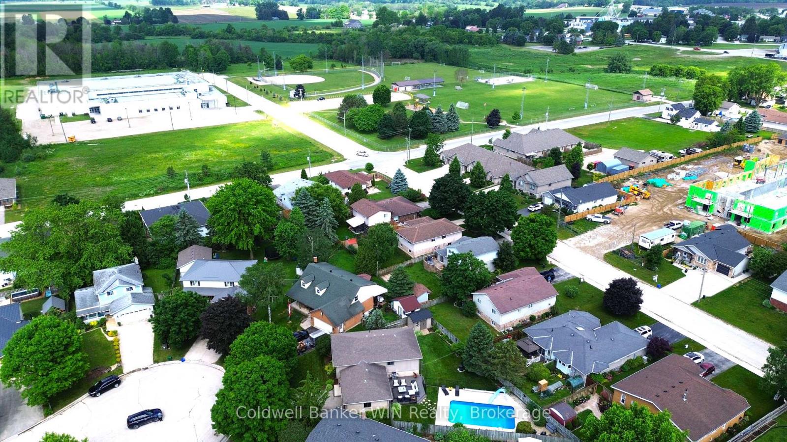 250 Justin's Place, Wellington North, Ontario  N0G 2L3 - Photo 45 - X12238837