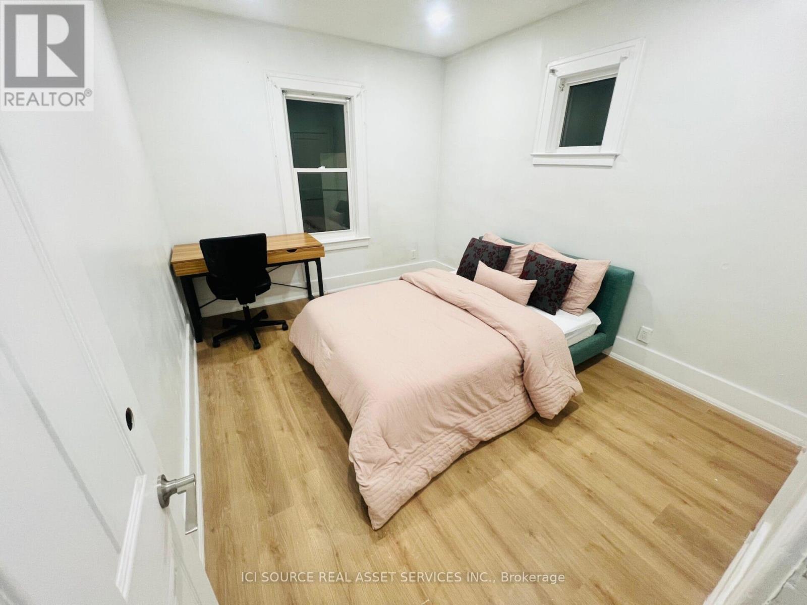 Main - 543 Rankin Avenue, Windsor, Ontario  N9B 2R6 - Photo 9 - X12238819