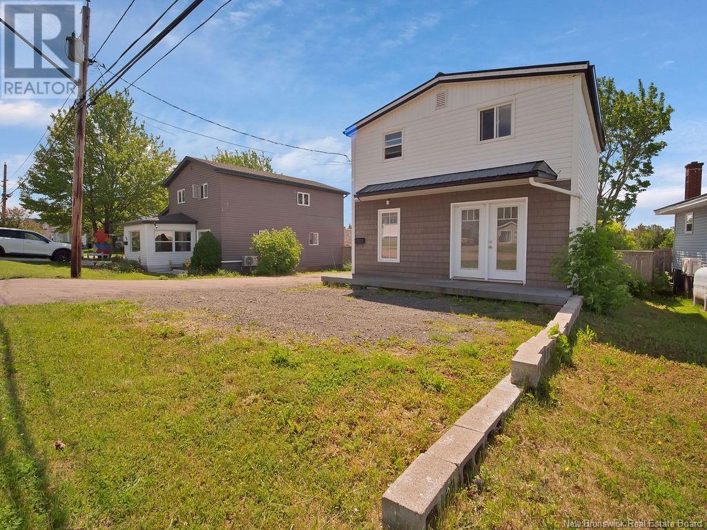 Property at 62 Highlandview Road image 3