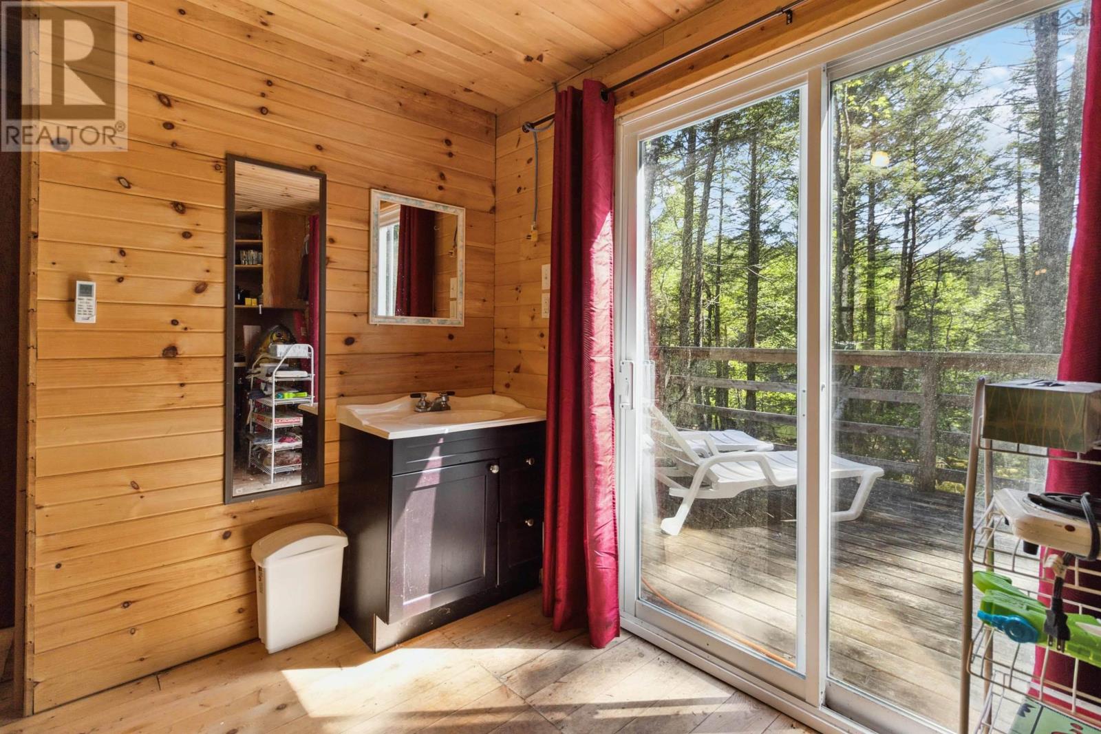 87 Edith's Point Road, South Brookfield, Nova Scotia  B0T 1K0 - Photo 19 - 202500734