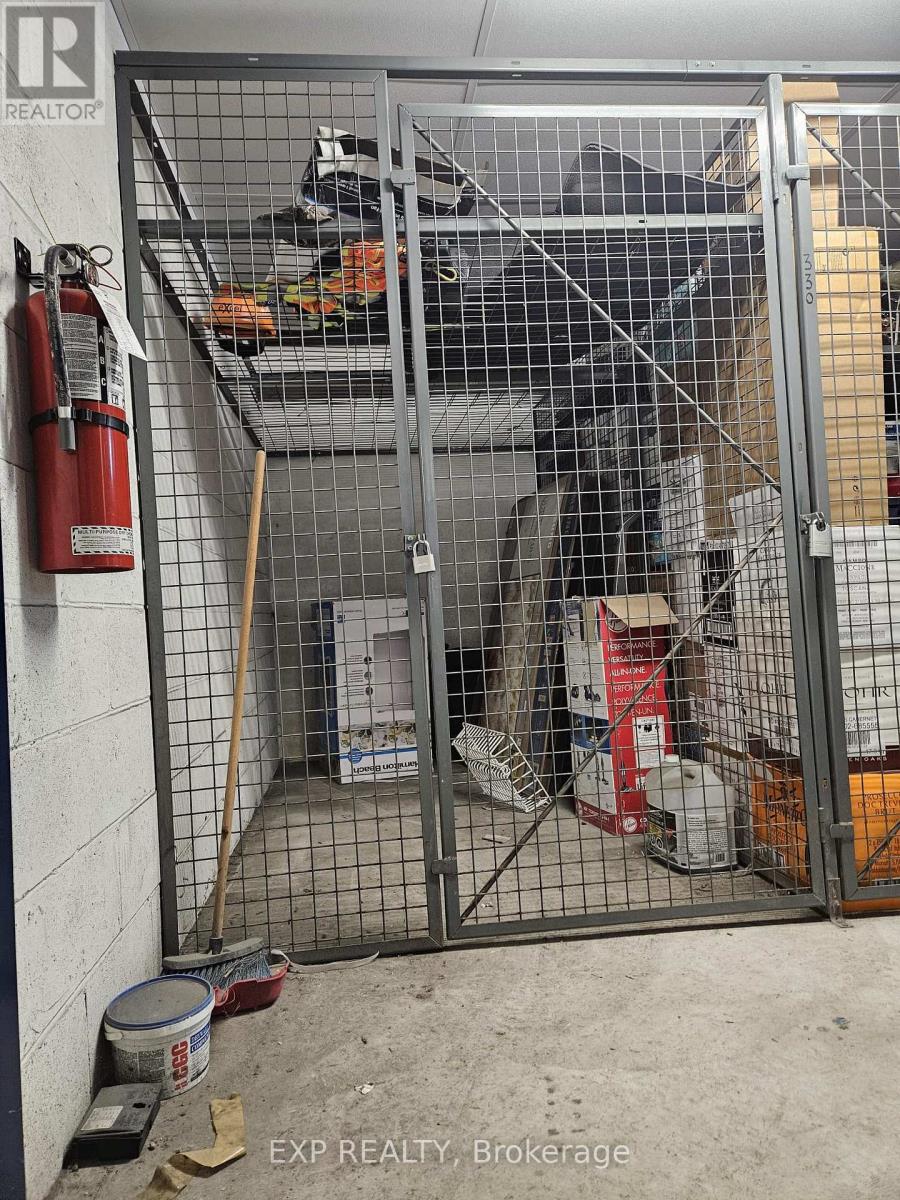 Property at TH 221 - 760 LAWRENCE AVENUE W image 5