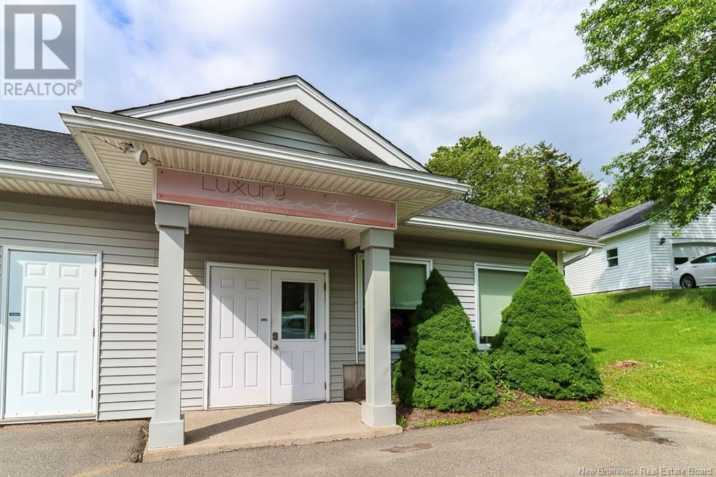 116 Hampton Road, Rothesay, New Brunswick  E2E 2N5 - Photo 4 - NB121340