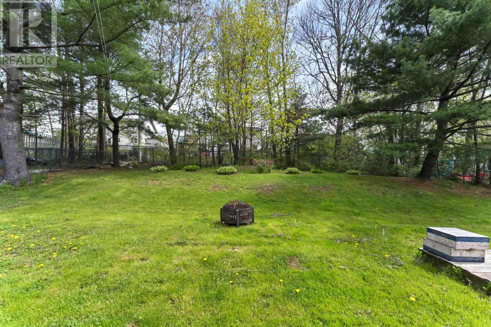 Property at 1558 Riverside Drive image 4