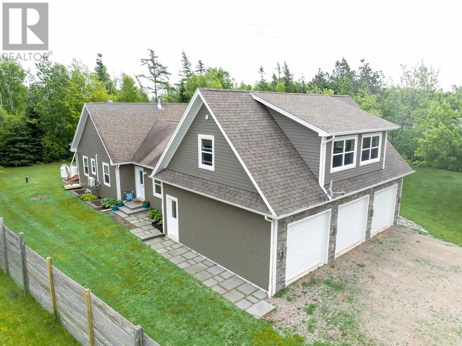 Property at 401 Donaldston Road image 3