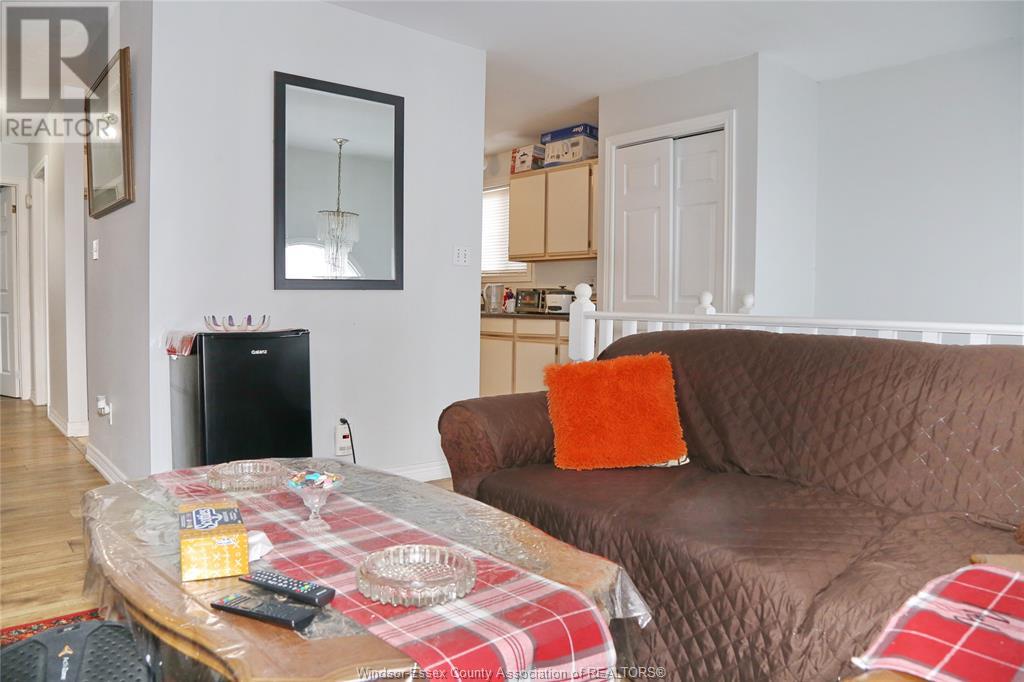 Property at 137 RIVERVILLA COURT image 5