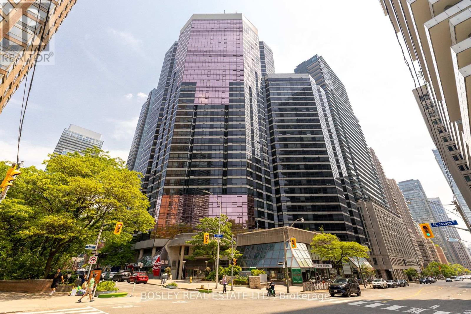 1008 - 1001 Bay Street, Toronto (Bay Street Corridor), Ontario  M5S 3A6 - Photo 1 - C12238903