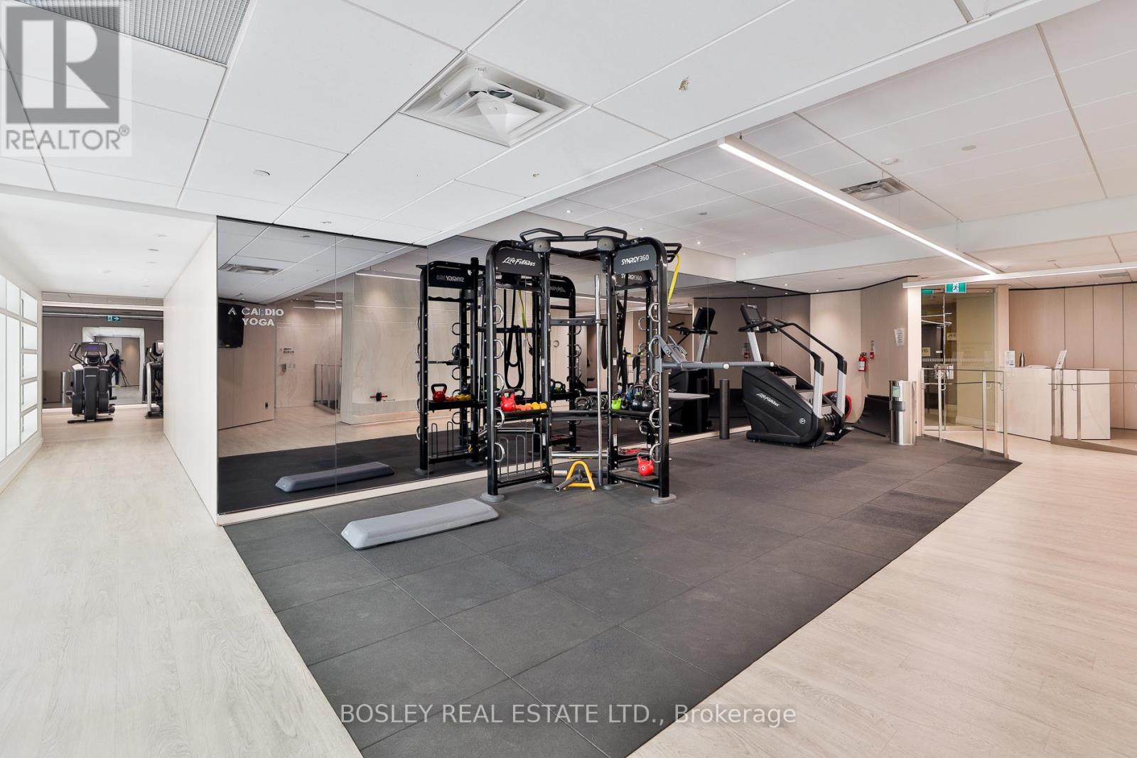 1008 - 1001 Bay Street, Toronto (Bay Street Corridor), Ontario  M5S 3A6 - Photo 31 - C12238903